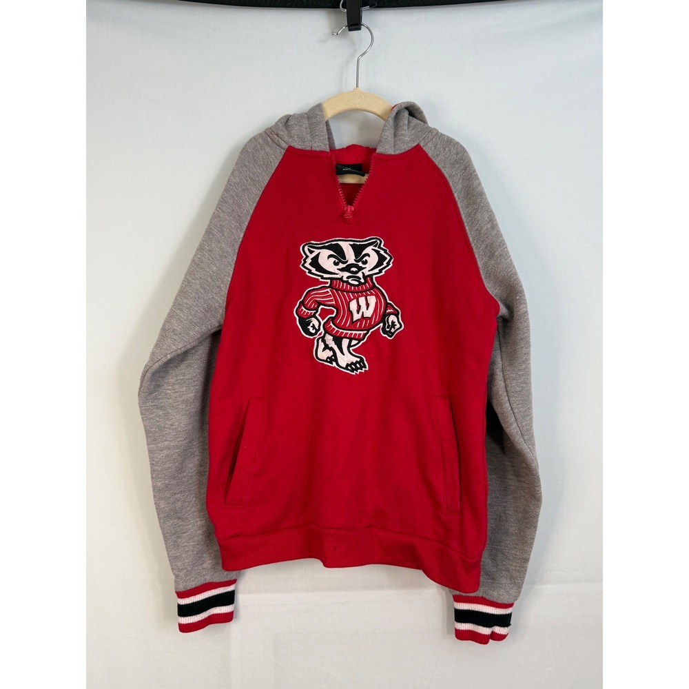 Colosseum Wisconsin Badgers M 12-14 Red Gray Bucky Badger Quarter Zip Hoodie‎